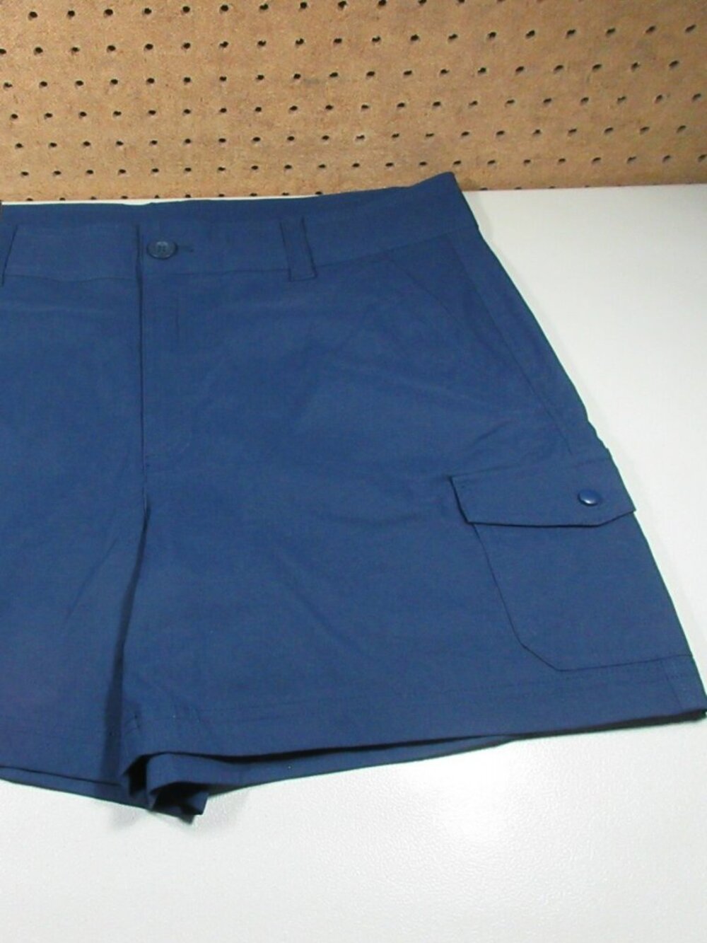 Eddie Bauer womens solid dark blue nylon cargo hiking shorts 16 NWT